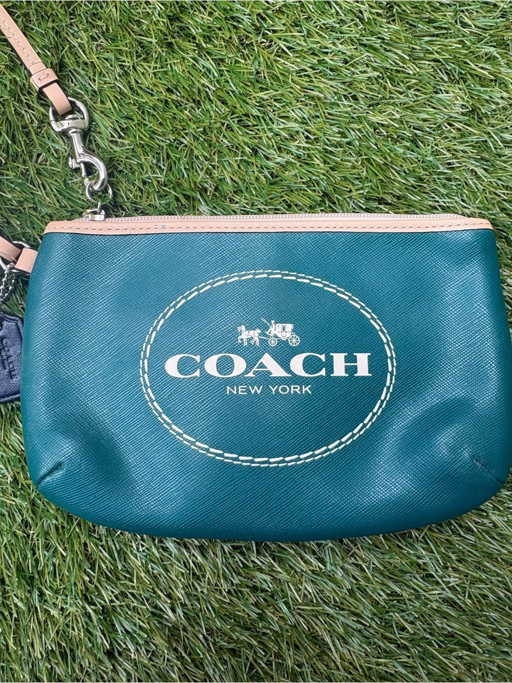 COACH Teal Leather Wristlet F51788 NWT Horse and Carriage - Picture 2 of 12